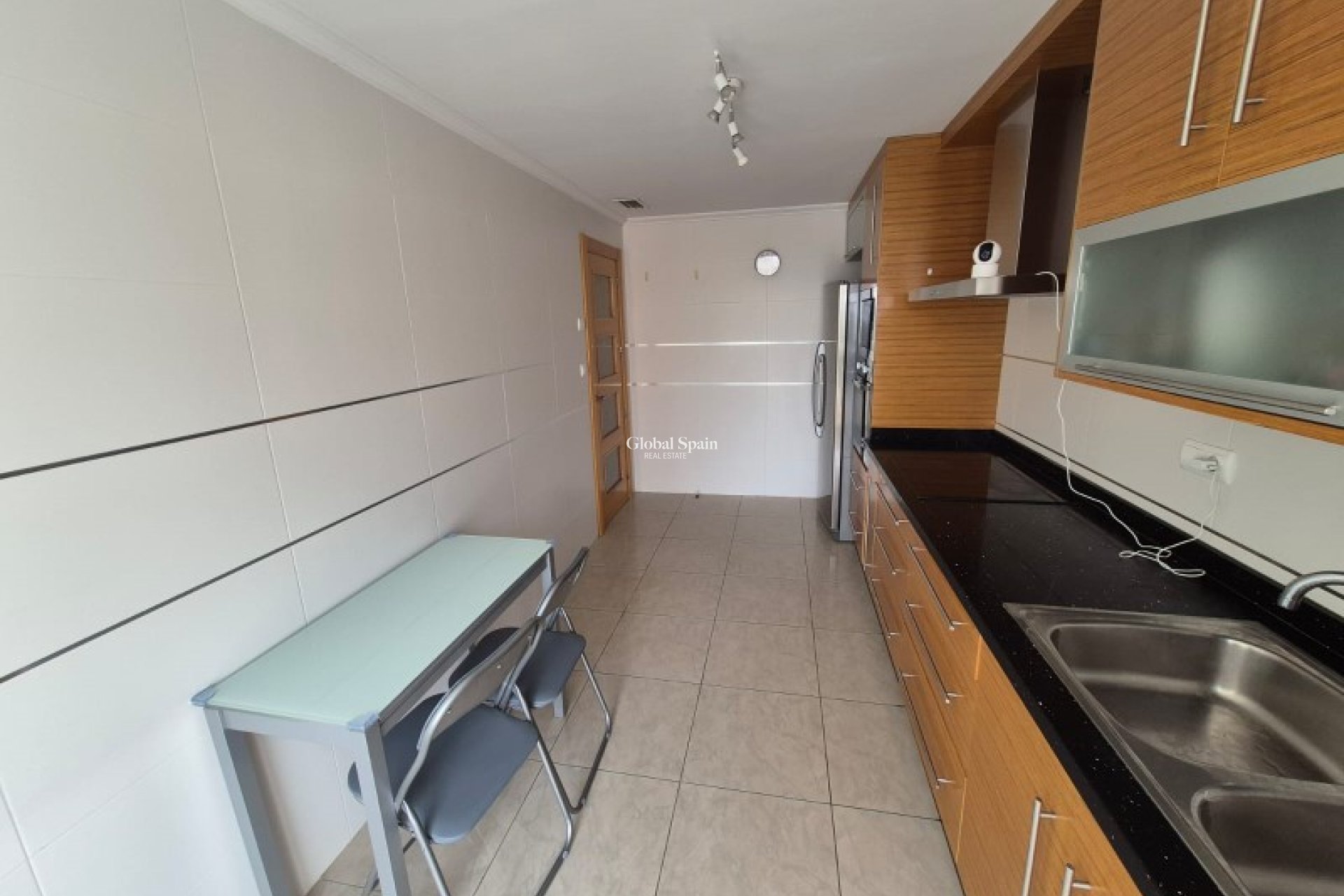Resale - APARTMENT -
CREVILLENTE - Inland