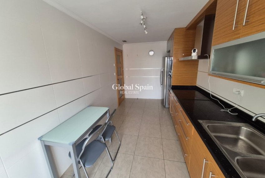 Resale - APARTMENT -
CREVILLENTE - Inland