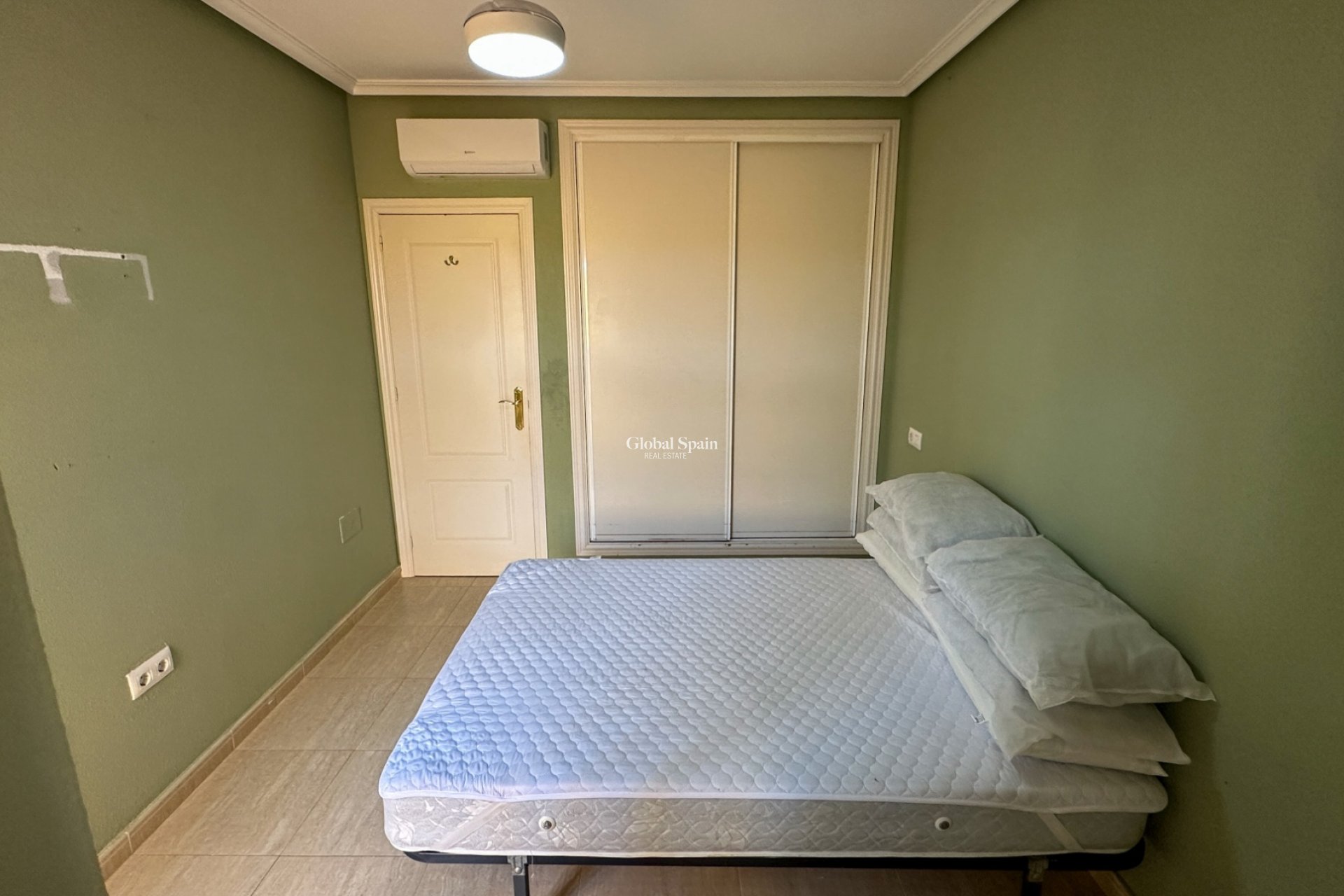 Resale - APARTMENT -
DAYA NUEVA - Costa Blanca Sur