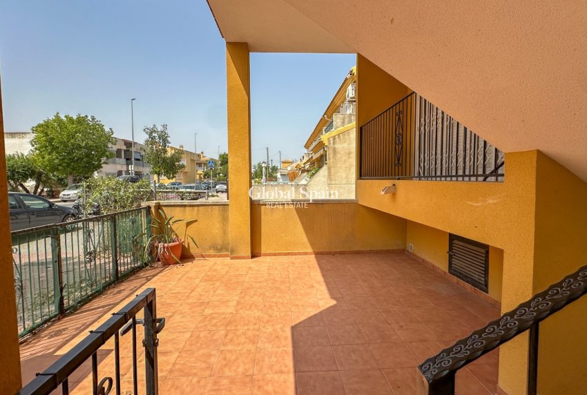 Resale - APARTMENT -
DAYA NUEVA - Costa Blanca Sur