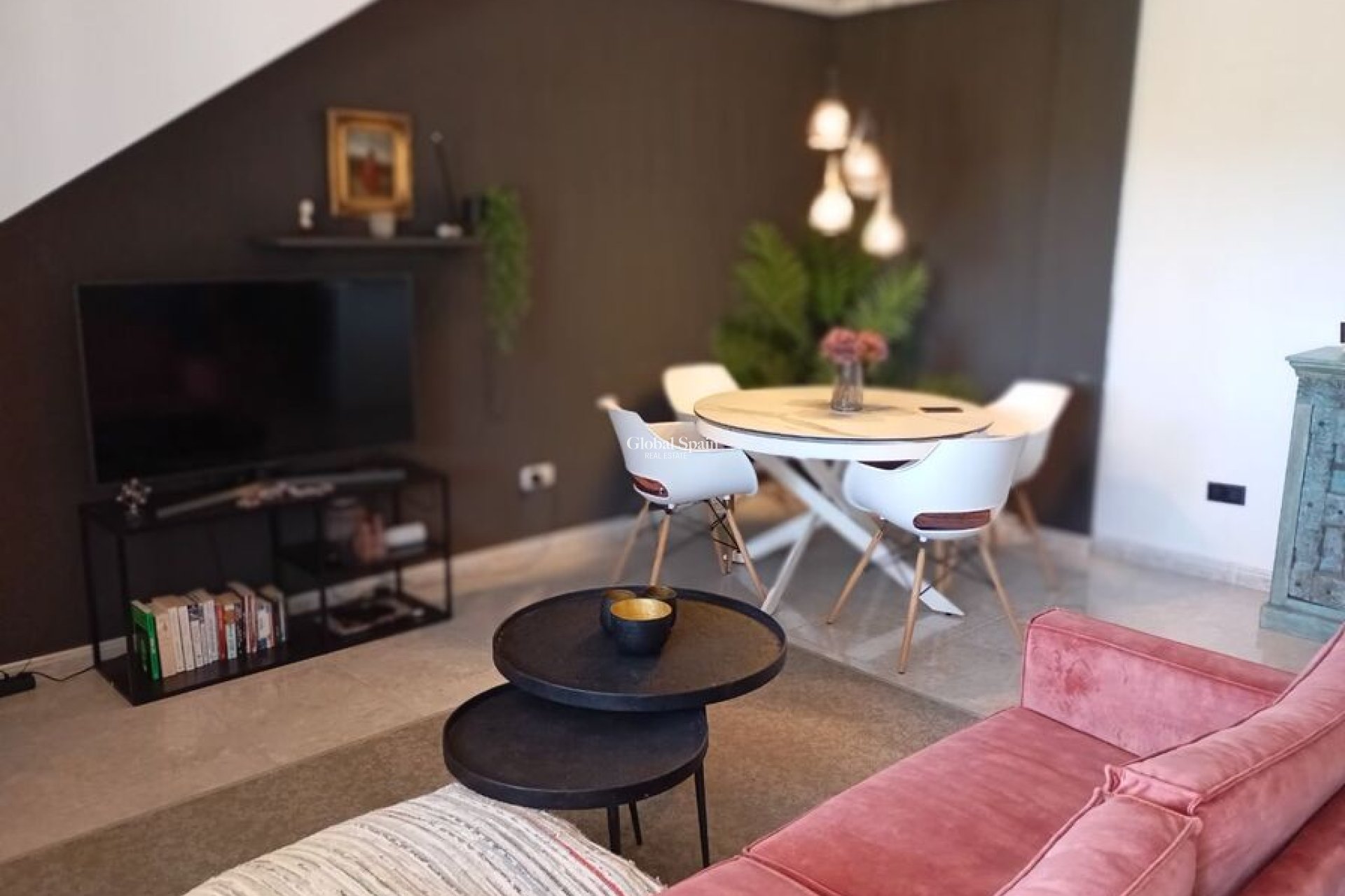 Resale - APARTMENT -
DAYA VIEJA - Costa Blanca