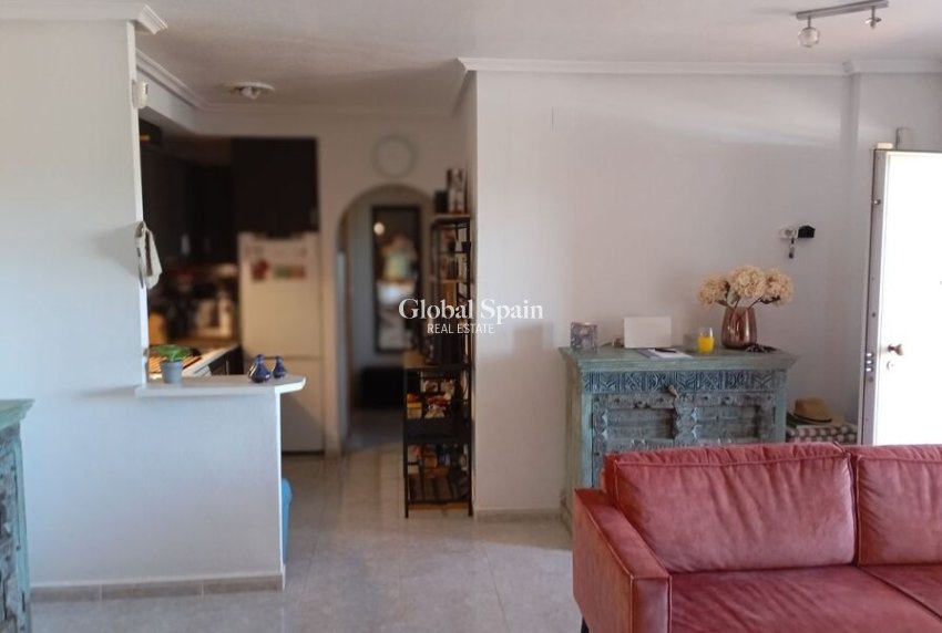 Resale - APARTMENT -
DAYA VIEJA - Costa Blanca