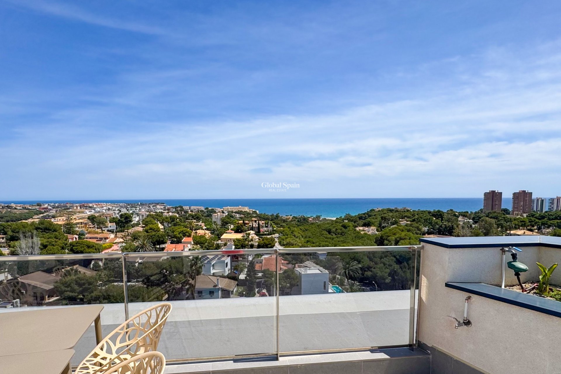Resale - APARTMENT -
DEHESA DE CAMPOAMOR - Costa Blanca
