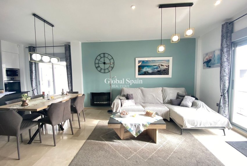 Resale - APARTMENT -
DEHESA DE CAMPOAMOR - Las Filipinas