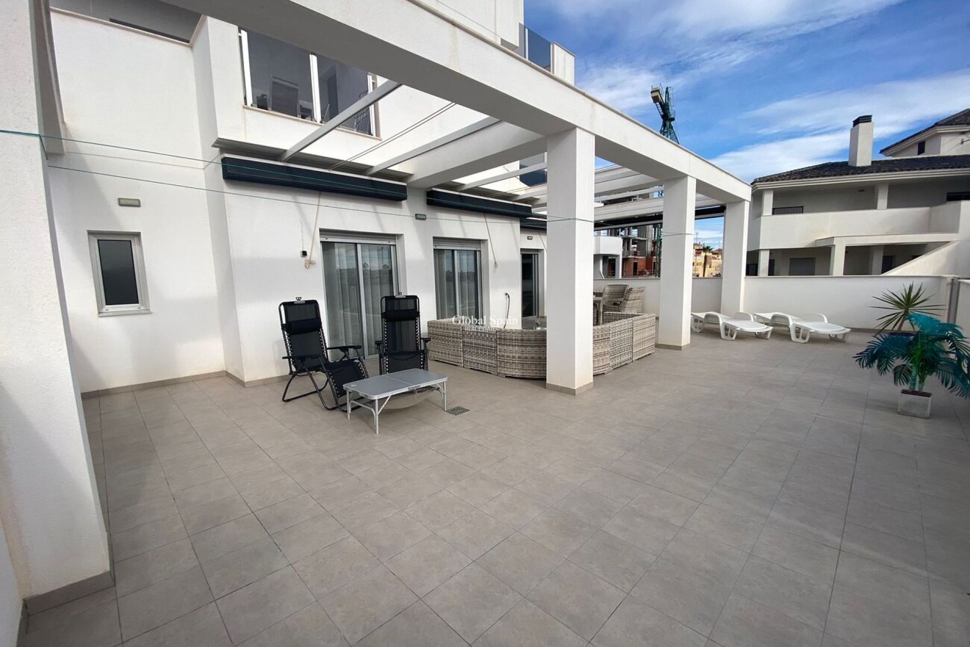 Resale - APARTMENT -
DEHESA DE CAMPOAMOR - Las Filipinas