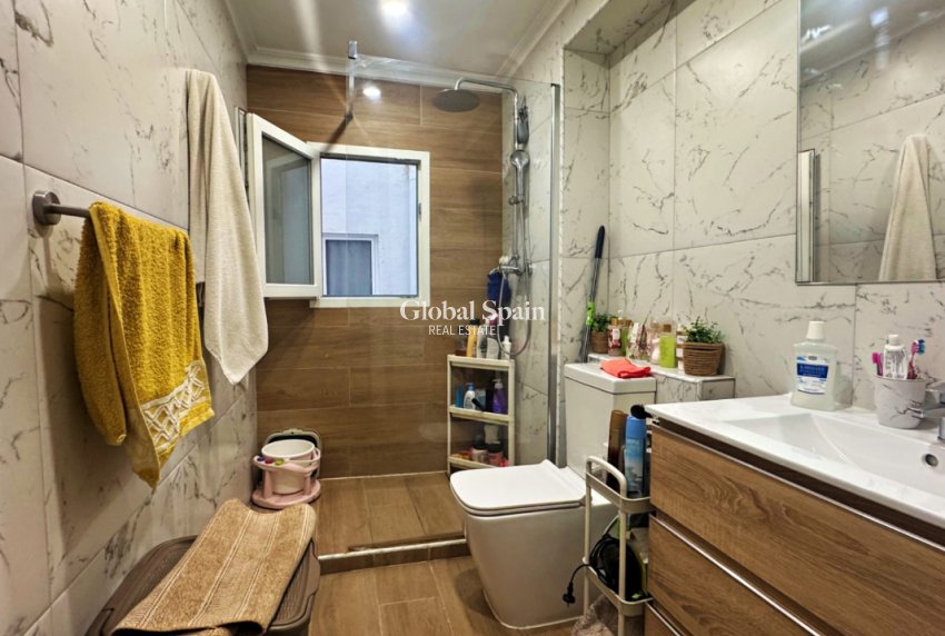 Resale - APARTMENT -
DENIA - Center