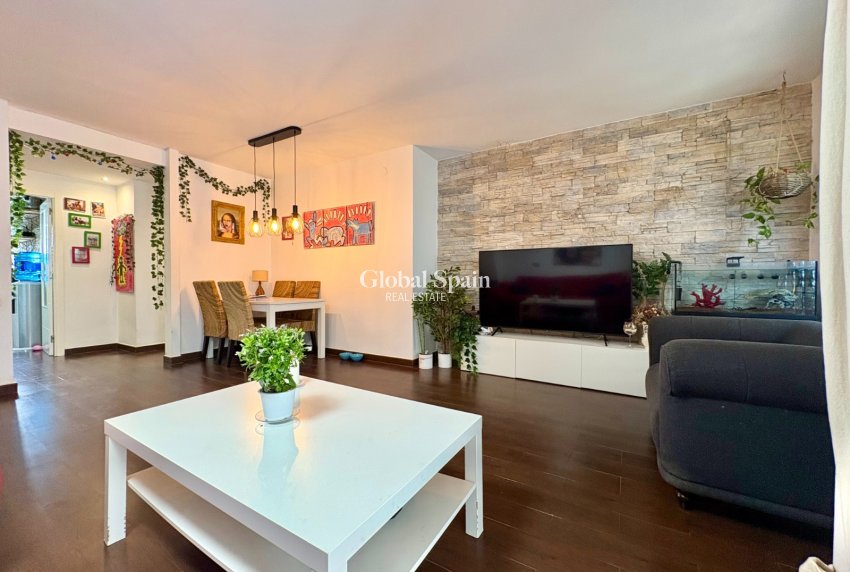 Resale - APARTMENT -
DENIA - Center