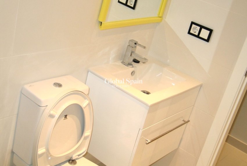 Resale - APARTMENT -
DENIA - Center