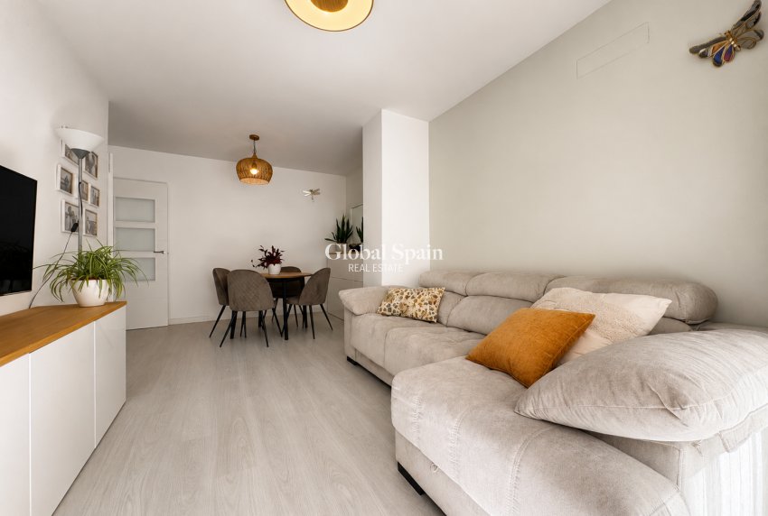 Resale - APARTMENT -
DENIA - Center