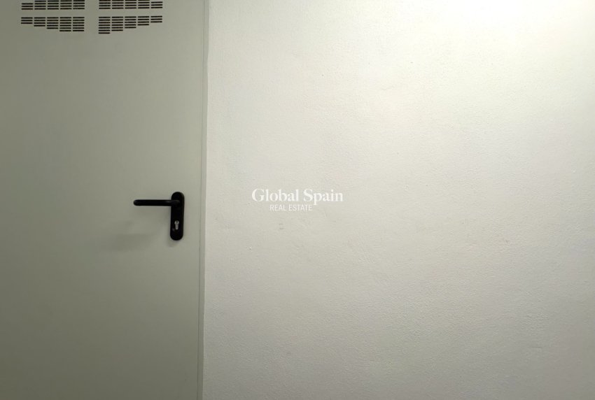 Resale - APARTMENT -
DENIA - Center