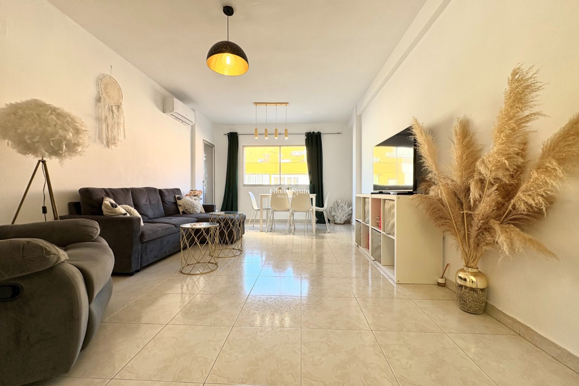 Resale - APARTMENT -
DENIA - Center