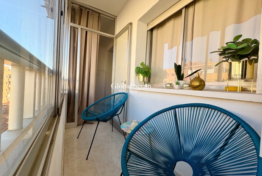 Resale - APARTMENT -
DENIA - Center