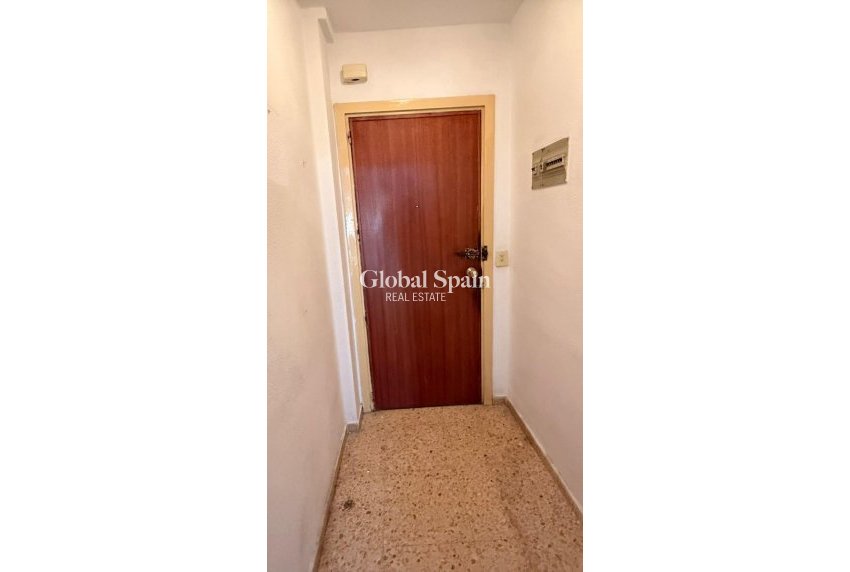 Resale - Apartment -
DENIA - Center