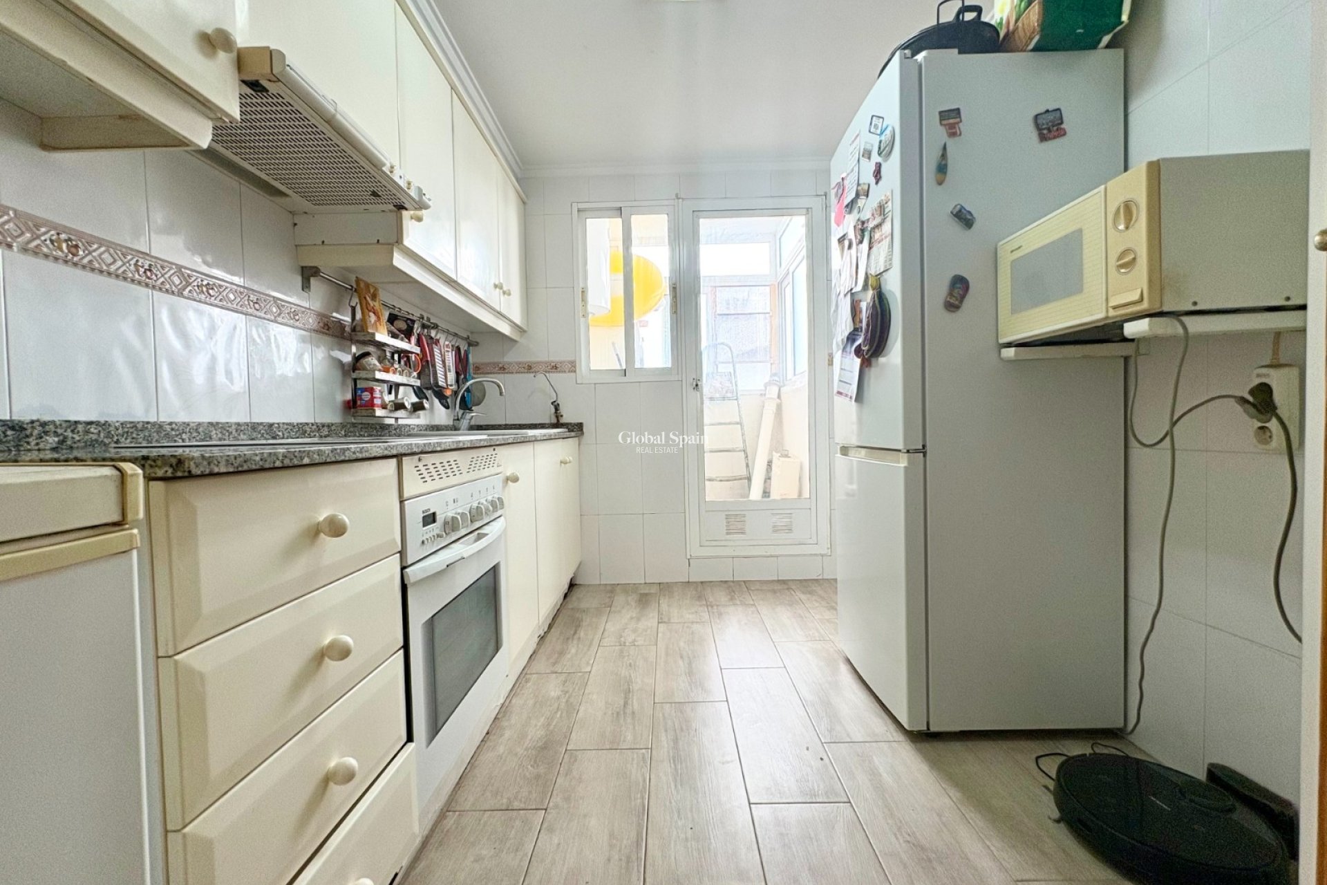 Resale - Apartment -
DENIA - Center