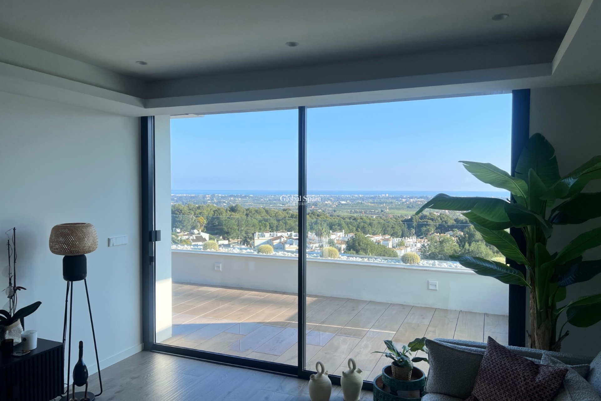 Resale - APARTMENT -
DENIA - Costa Blanca