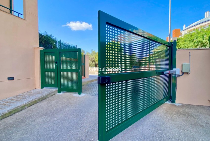 Resale - APARTMENT -
DENIA - Costa Blanca