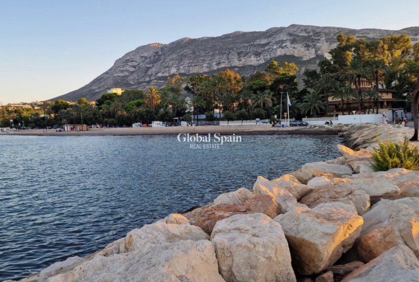 Resale - APARTMENT -
DENIA - Costa Blanca