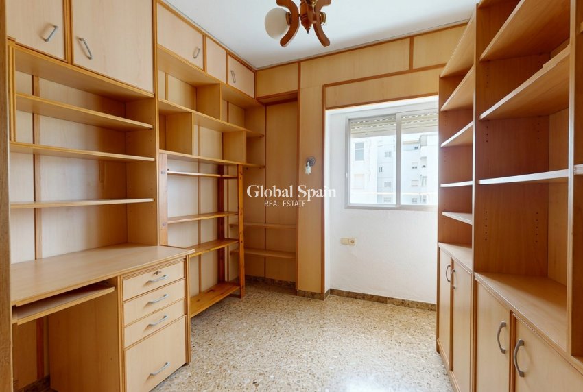 Resale - APARTMENT -
DENIA - Costa Blanca