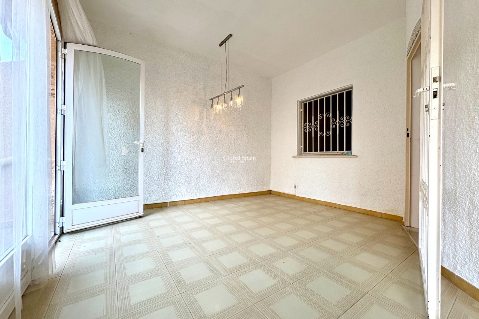 Resale - APARTMENT -
DENIA - Las Rotas - Les Rotes