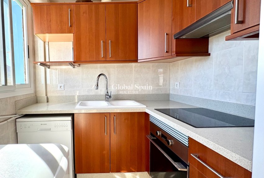 Resale - Apartment -
DENIA - Les Marines - Las Marinas