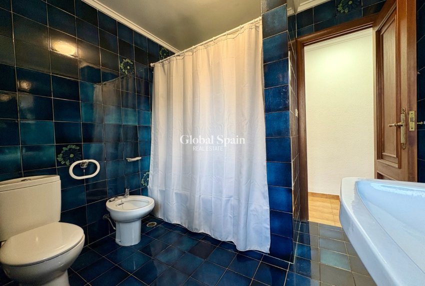 Resale - APARTMENT -
DENIA - Les Marines - Las Marinas