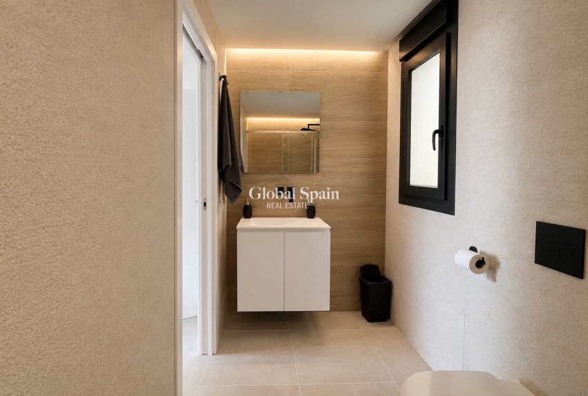 Resale - APARTMENT -
DENIA - Les Marines - Las Marinas