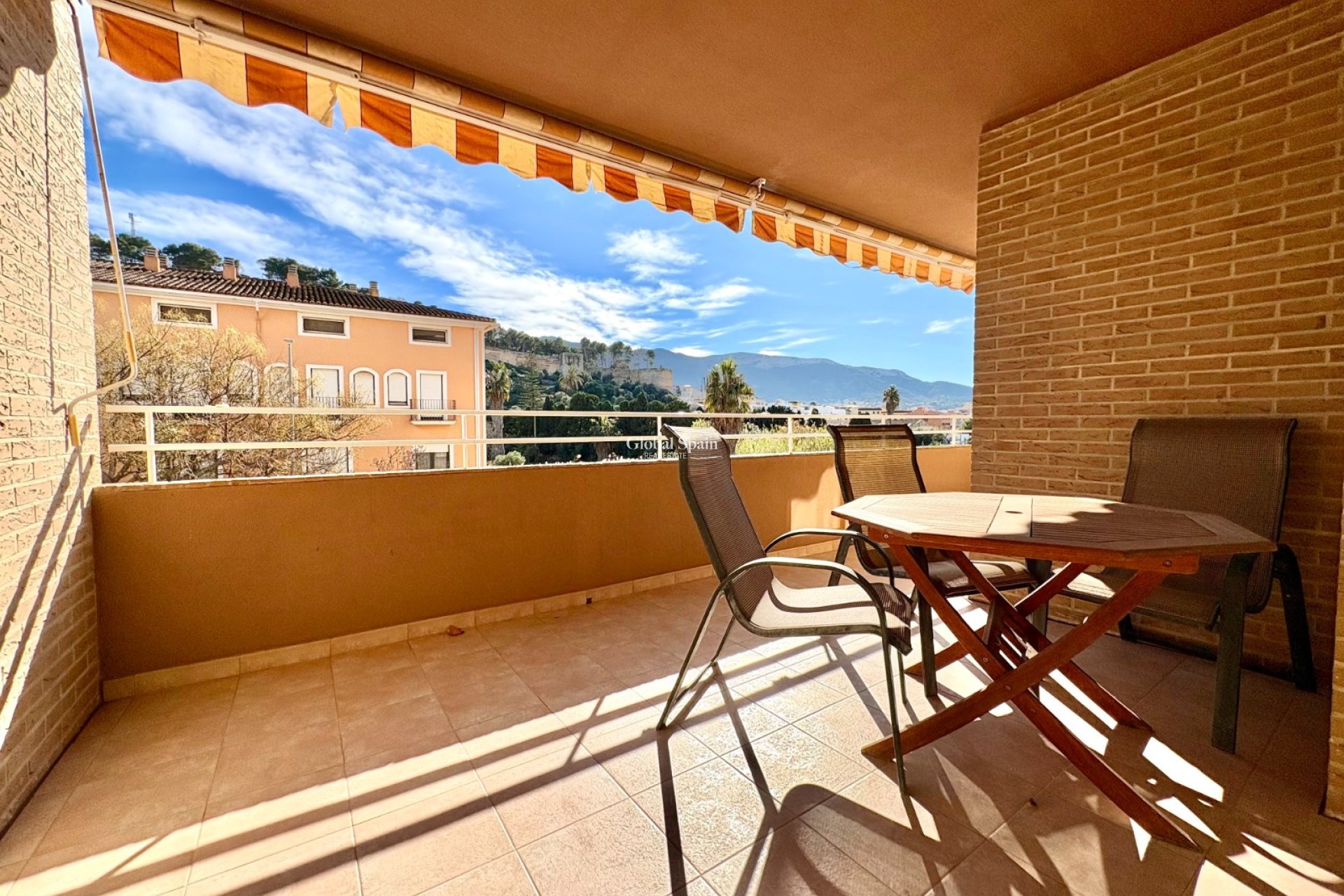 Resale - APARTMENT -
DENIA - Port
