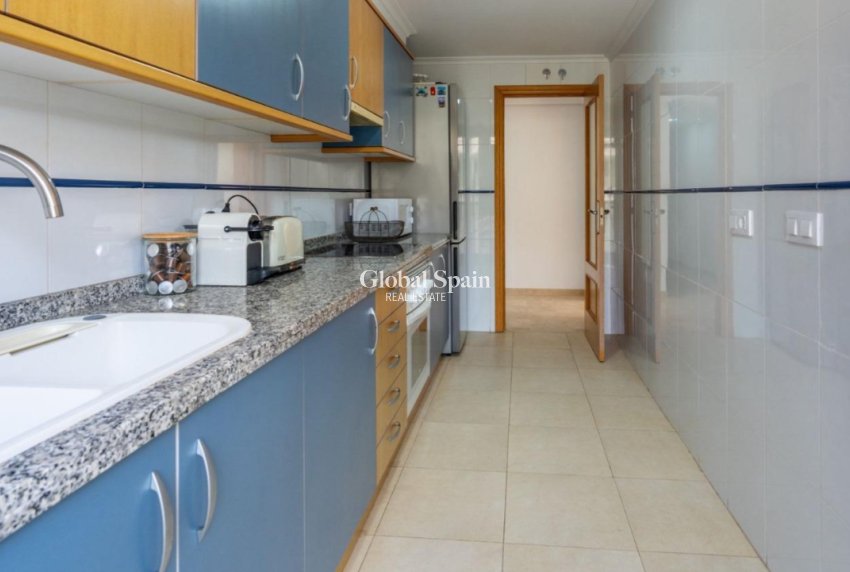 Resale - APARTMENT -
DENIA - Port