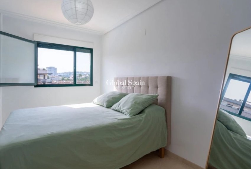 Resale - APARTMENT -
DENIA - Port