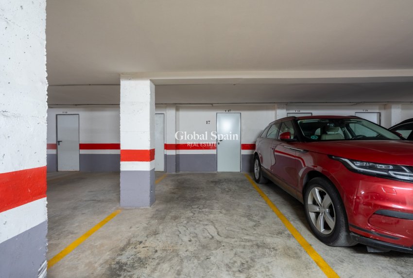 Resale - APARTMENT -
DENIA - Port