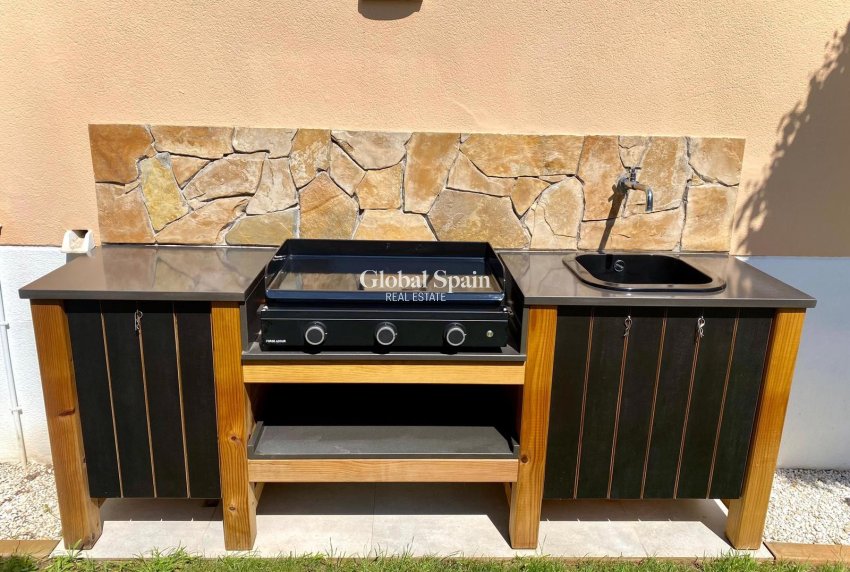 Resale - APARTMENT -
DENIA - Port