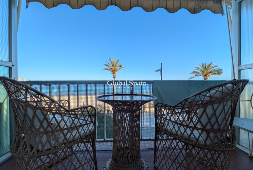 Resale - APARTMENT -
EL CAMPELLO - Costa Blanca