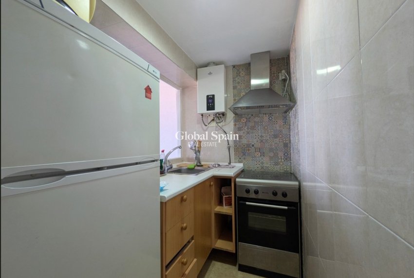 Resale - APARTMENT -
EL CAMPELLO - Costa Blanca
