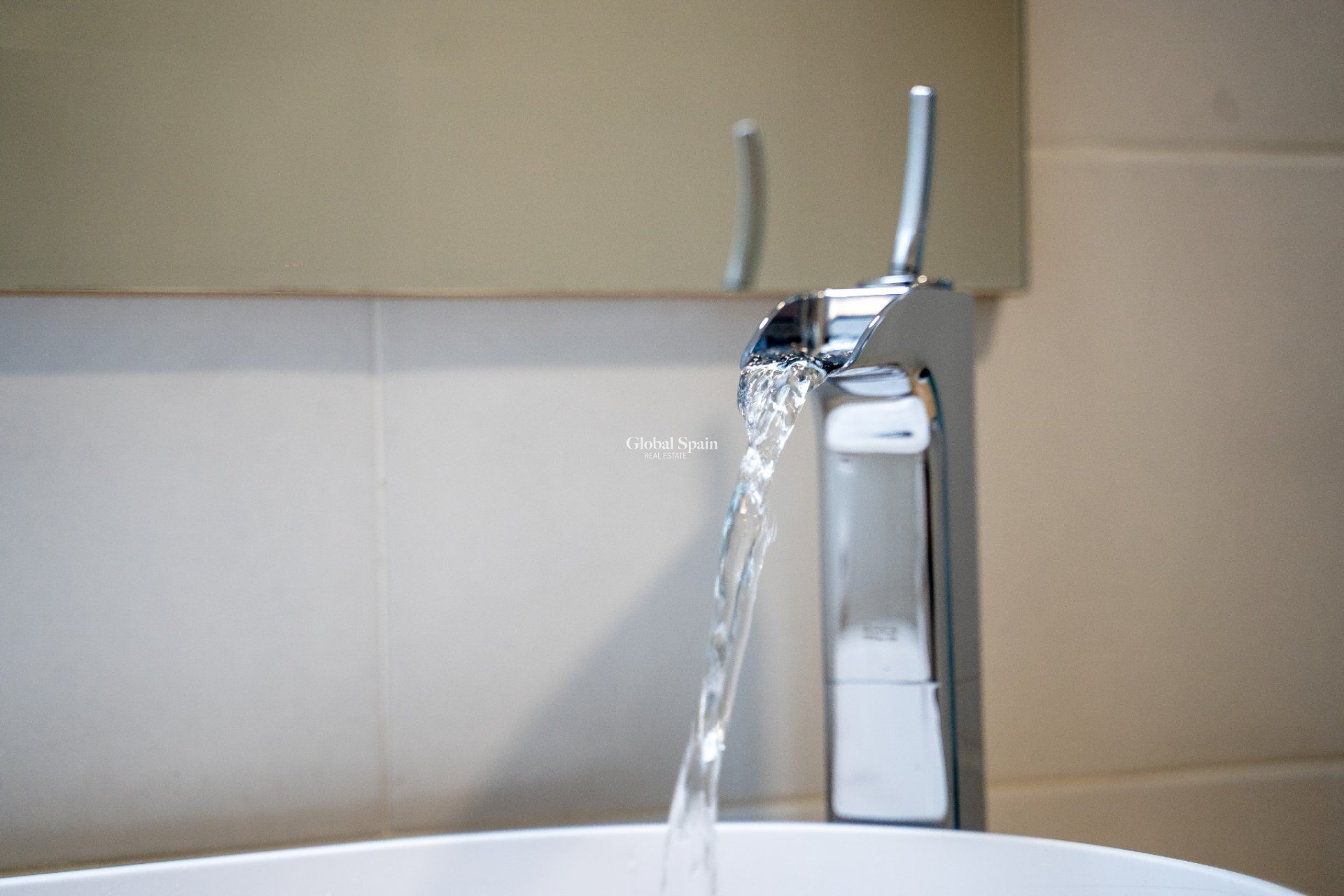 Resale - APARTMENT -
EL CAMPELLO - Costa Blanca