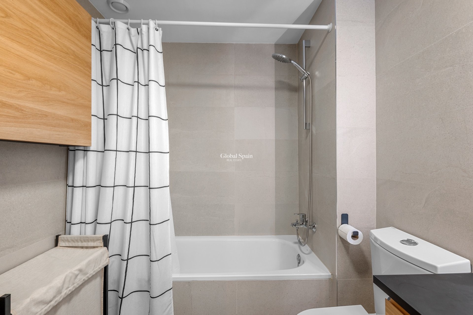 Resale - APARTMENT -
EL CAMPELLO - Muchavista