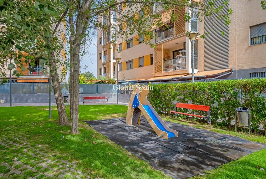Resale - APARTMENT -
EL CAMPELLO - Muchavista