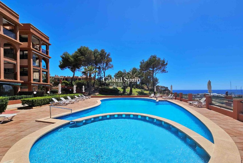 Resale - APARTMENT -
EL TORO - Calvià