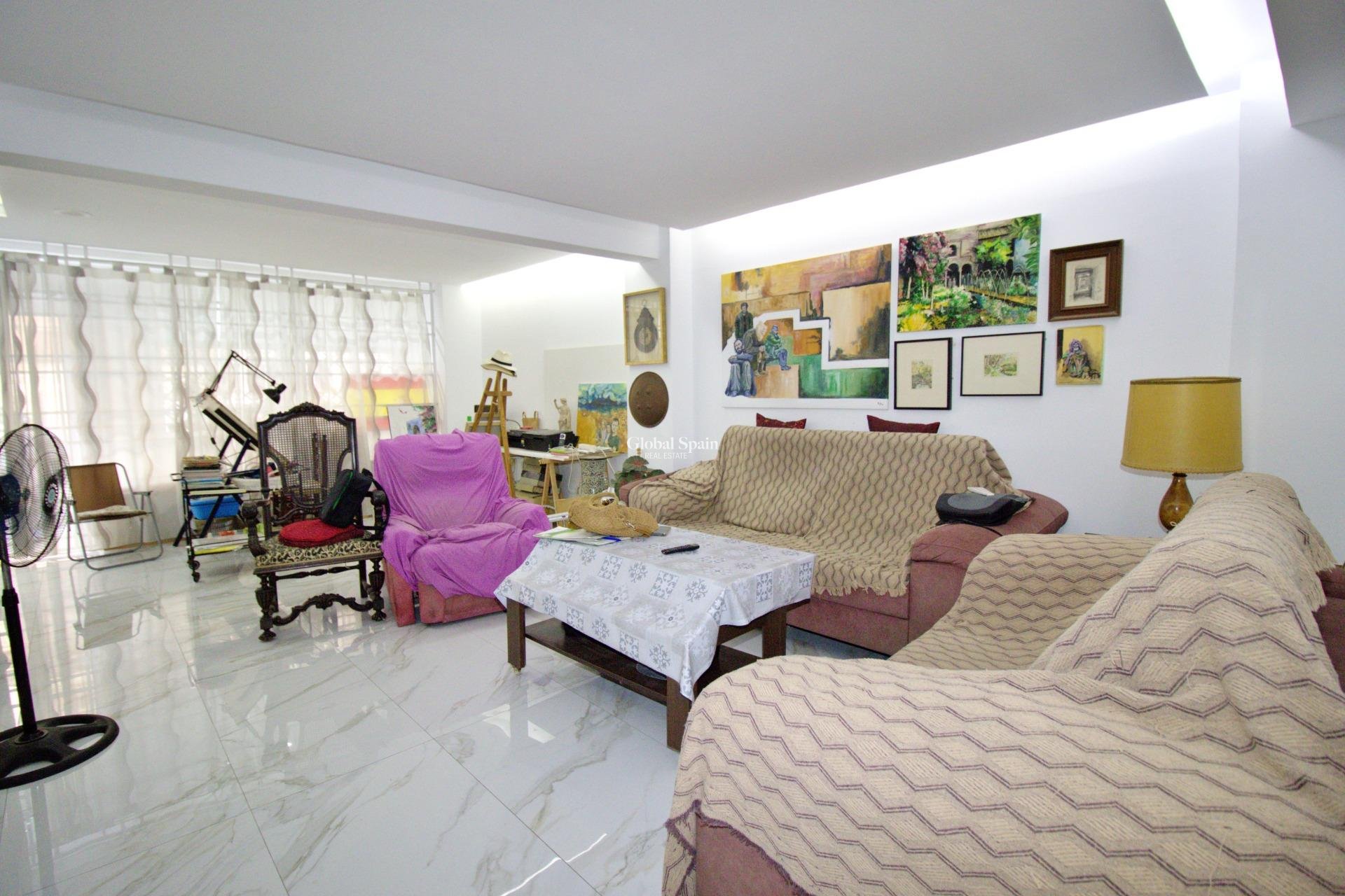 Resale - APARTMENT -
ELCHE - Plaza Crevillente-juzgados