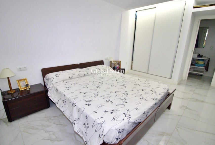 Resale - APARTMENT -
ELCHE - Plaza Crevillente-juzgados