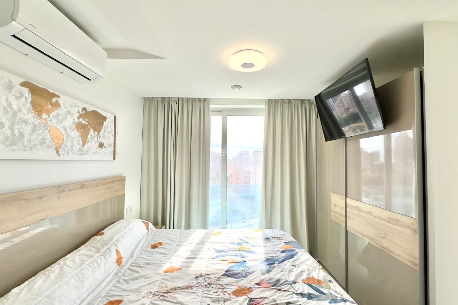 Resale - APARTMENT -
FINESTRAT