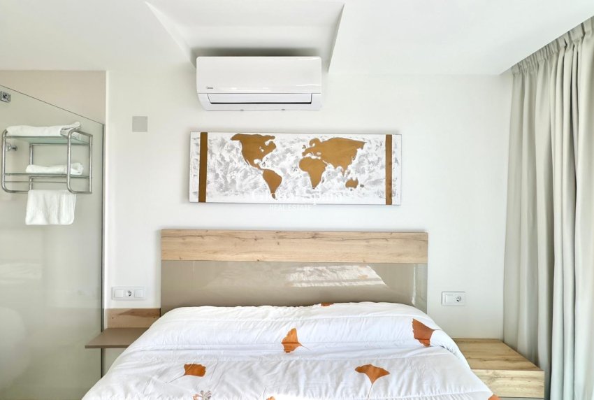 Resale - APARTMENT -
FINESTRAT