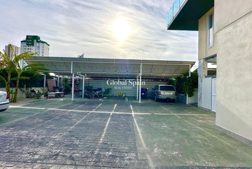 Resale - APARTMENT -
FINESTRAT