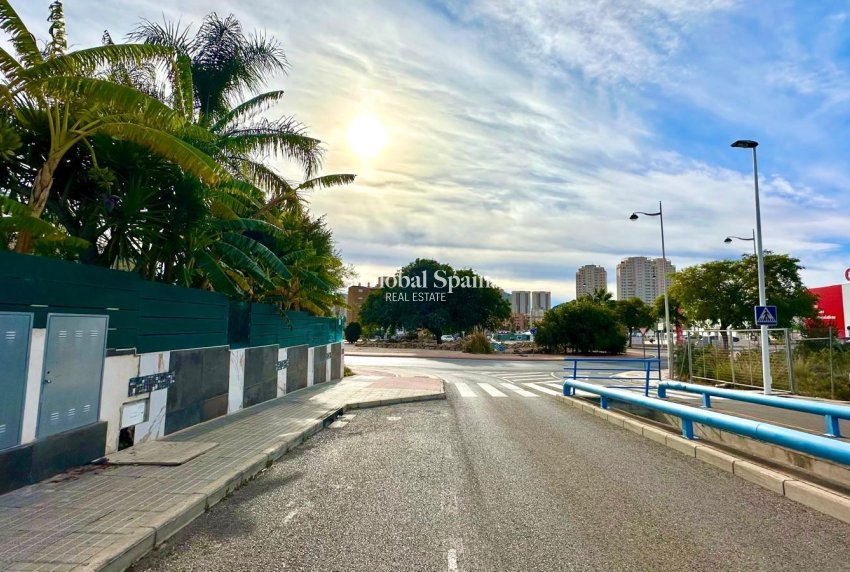 Resale - APARTMENT -
FINESTRAT