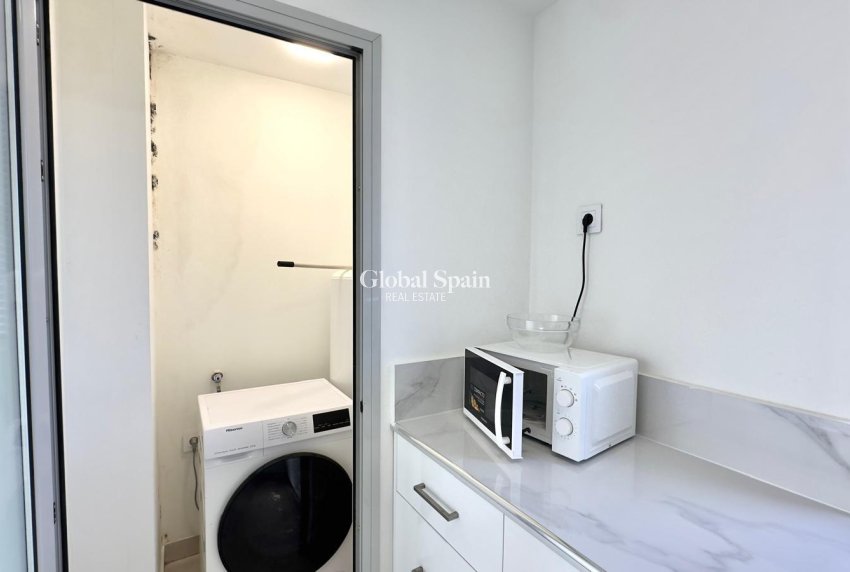 Resale - APARTMENT -
FINESTRAT