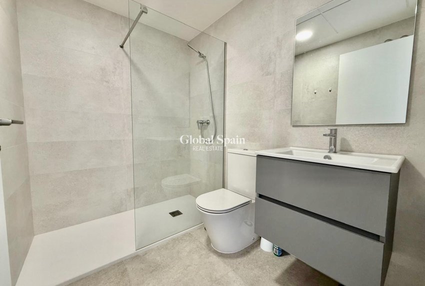 Resale - APARTMENT -
FINESTRAT