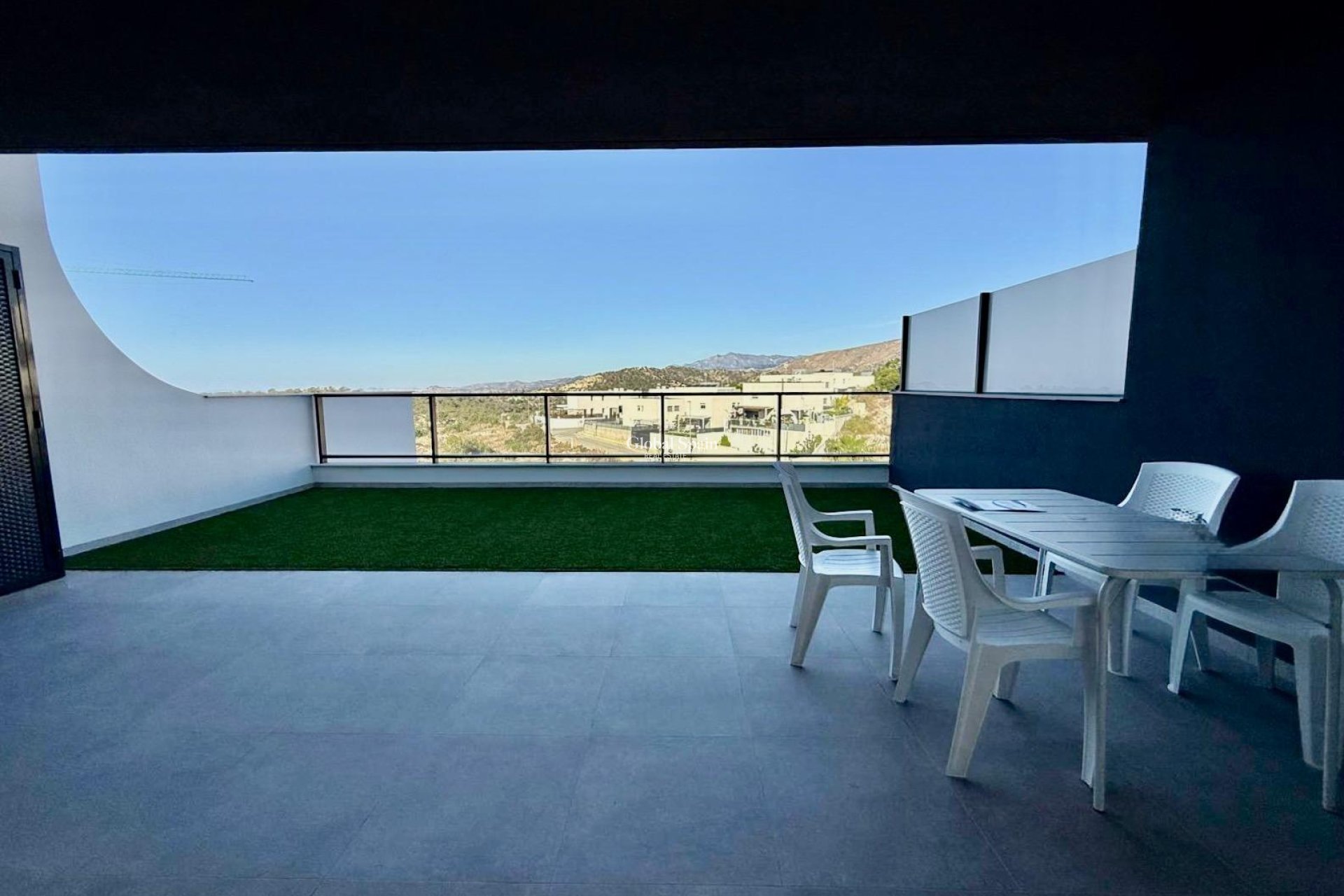 Resale - APARTMENT -
FINESTRAT