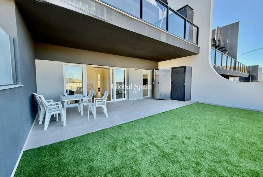 Resale - APARTMENT -
FINESTRAT