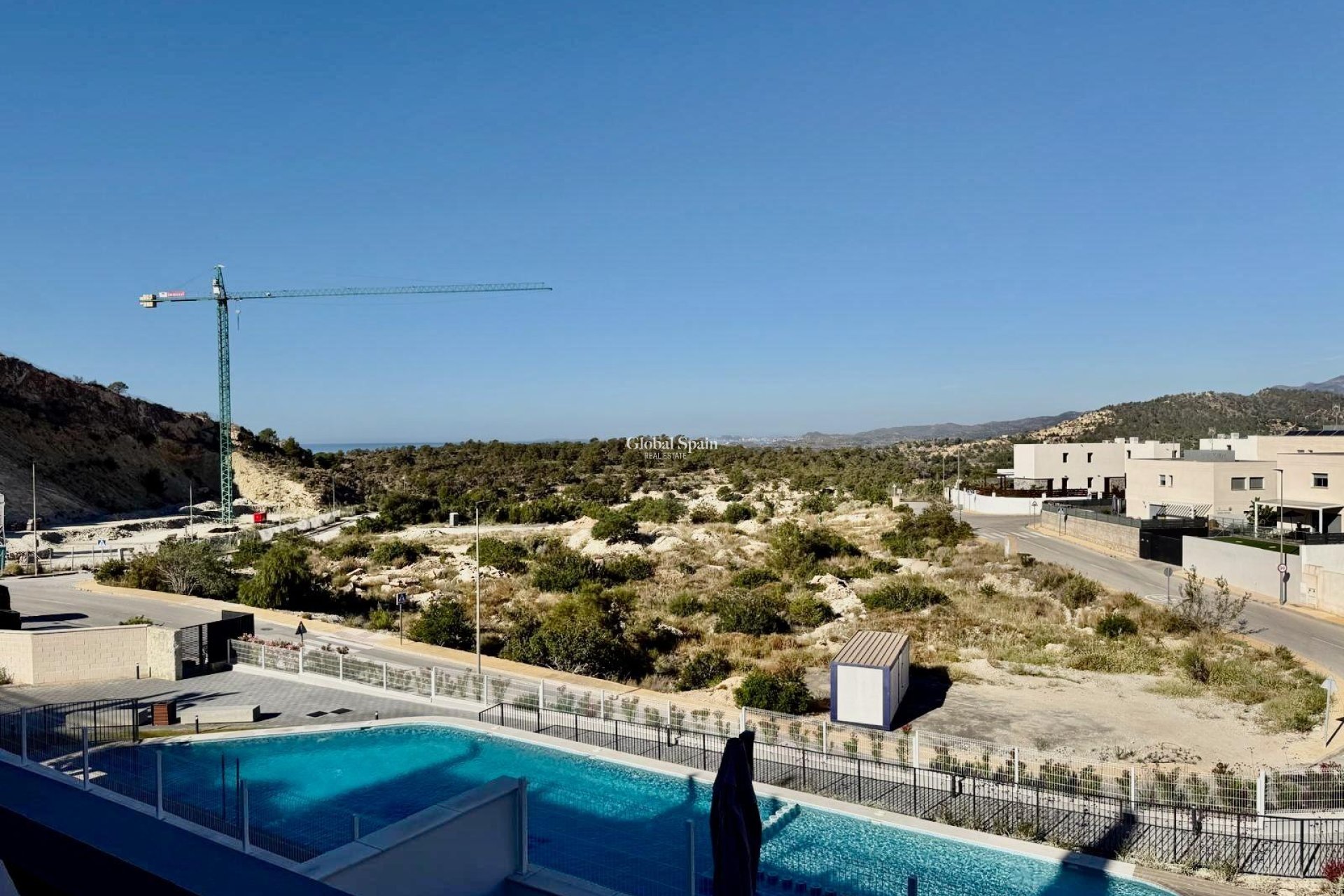 Resale - APARTMENT -
FINESTRAT