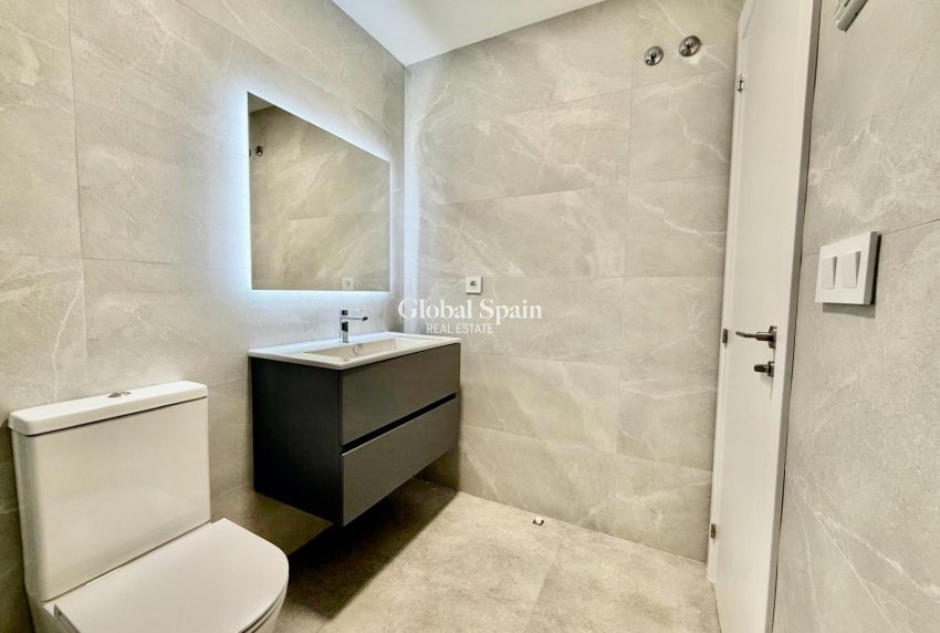 Resale - APARTMENT -
FINESTRAT