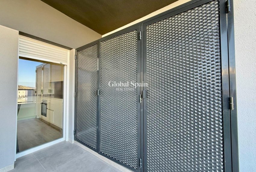 Resale - APARTMENT -
FINESTRAT